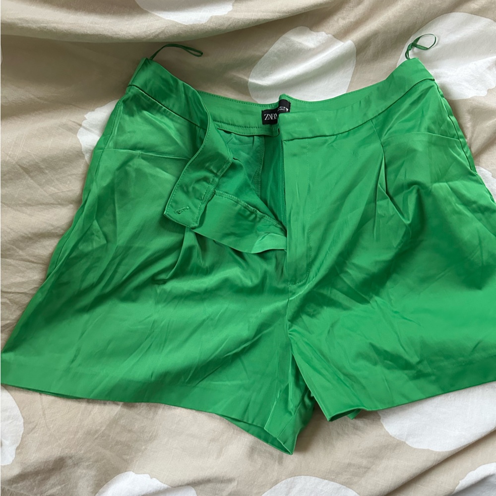 Zara green shorts
